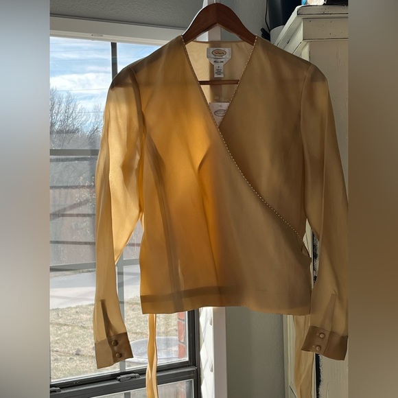 NWT Talbots Silk Blouse With Wrap Tie at Waist Size 6 - Picture 1 of 16